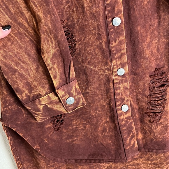 Distressed Button Up - Picture 4 of 6